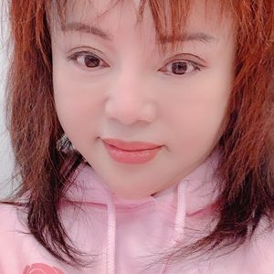 Meet your Posher, Elaine